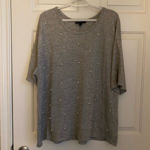 Lane Bryant. Size 18/20. Gray Pearl sweater texture tee. (Tub B)